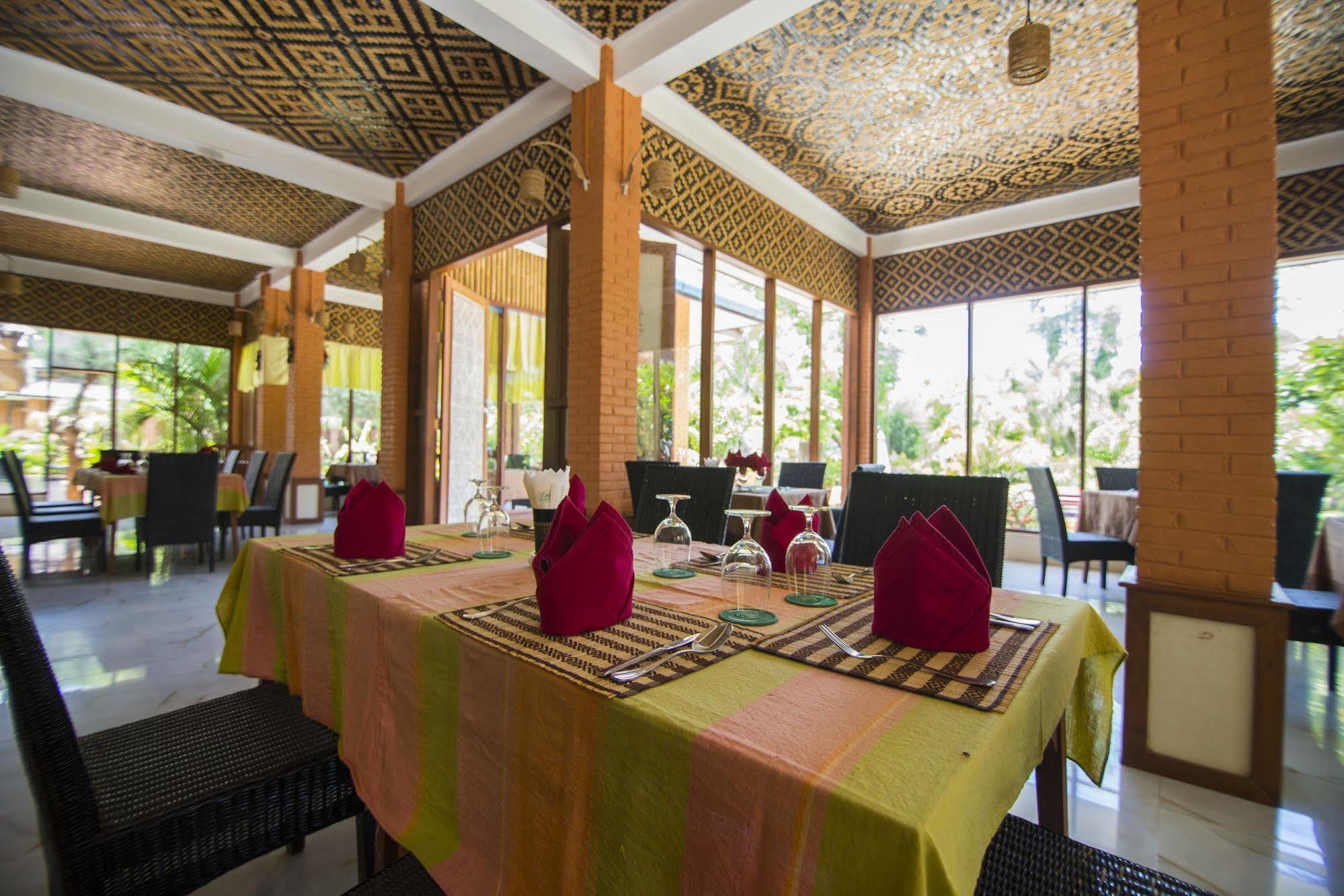 Bawga Theiddhi Hotel Bagan Ngoại thất bức ảnh